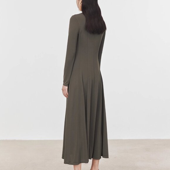 CHICJOC Japanese Imported Eco-Cool Viscose Dress – Minimalist Elegance sz 40 - Picture 7 of 16